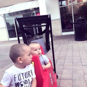 Meet your Posher, Bashkim